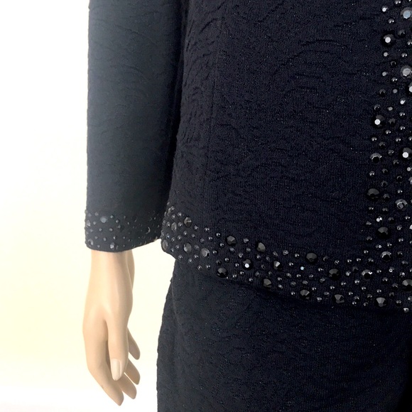 ST. JOHN Pantsuit Black Jacket size 10 Pant Size 8 - Picture 4 of 16